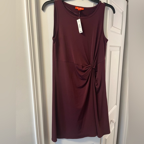 Burgandy Aline dress with twist on waist. New with tags - Picture 1 of 2
